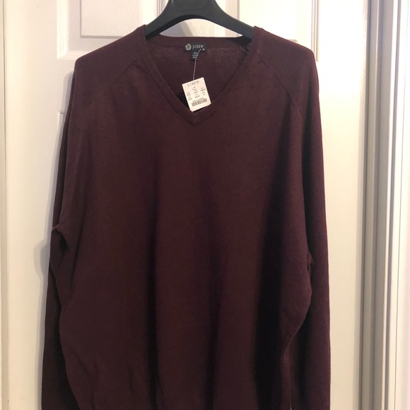 New J.CREW V-Neck Men’s Sweater - Picture 2 of 6
